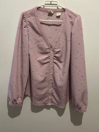 Blusa Levi's floral rosa talla S