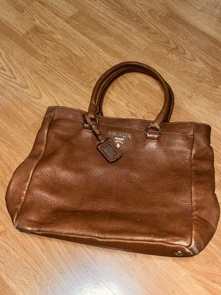 Bolso Prada de piel 