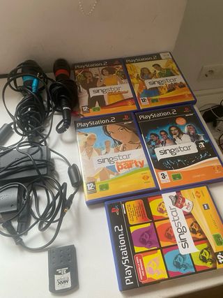 Consola PlayStation 2 con 4 mandos y juegos