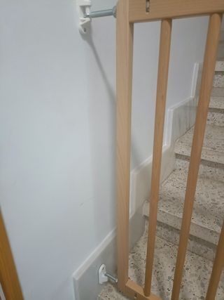 Barrera de seguridad madera escaleras