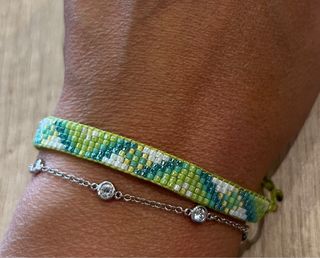 Pulsera Miyuki hecha a mano