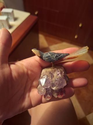 Lote 3 figuras: caracola, pájaro y cesta flores