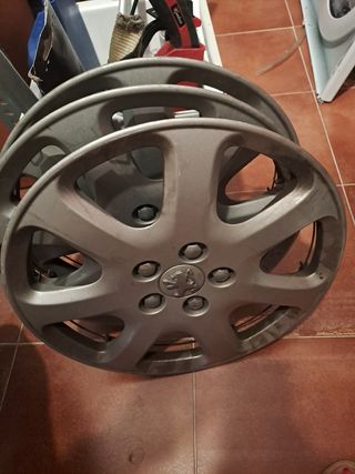 3 Tapacubos Peugeot
