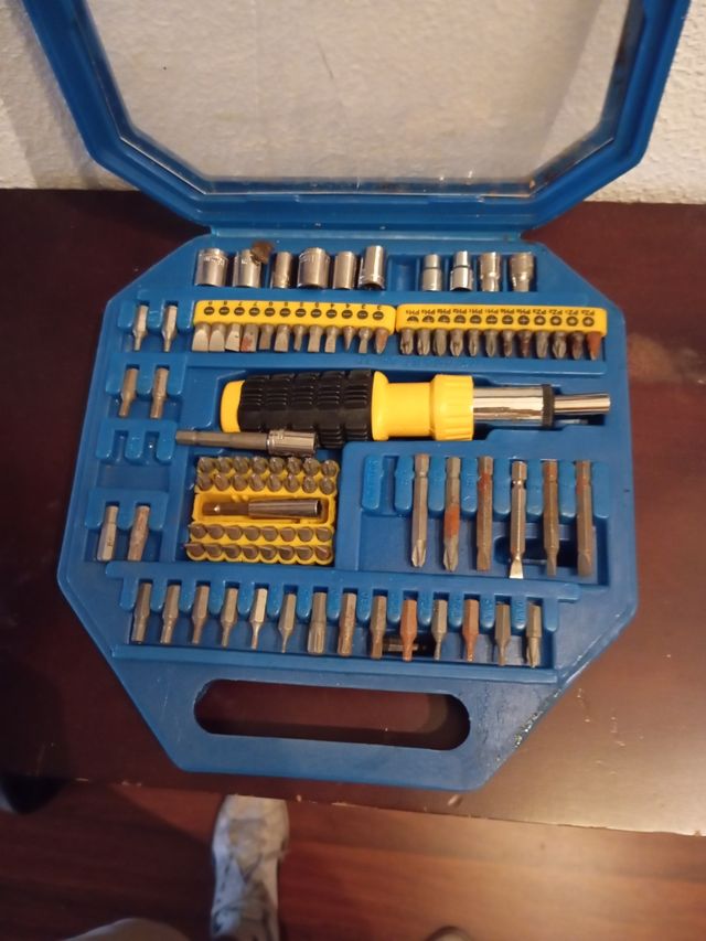 Maletín de herramientas con puntas
