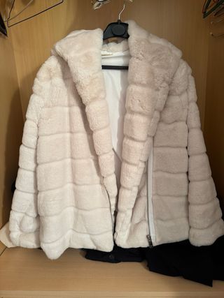 Abrigo blanco efecto mouton