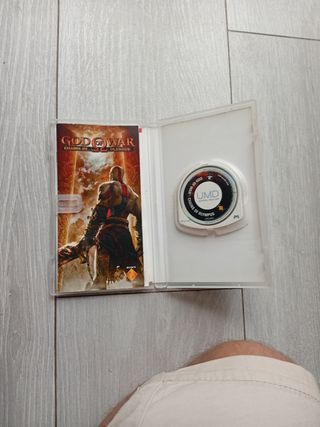 God of War Chains of Olympus PSP completo 100x100.