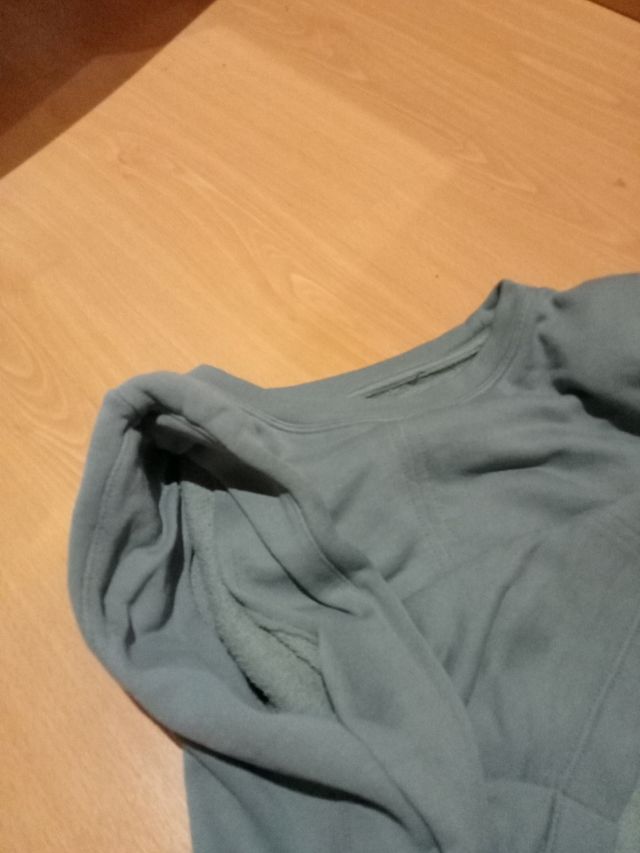 Top Zara Verde Botella Talla M con Hombreras