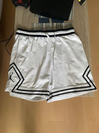 Pantalones Jordan Diamond Blancos y Negros