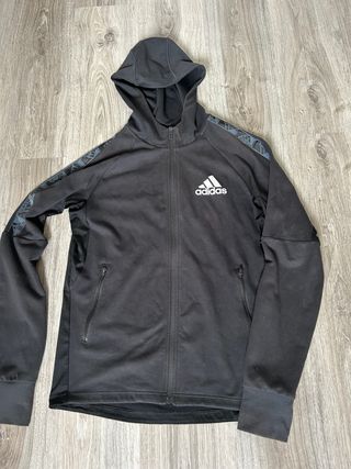 Chaqueta Adidas Negra con Capucha