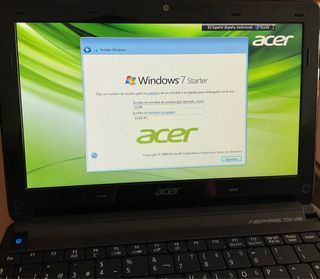Portátil Acer Aspire One D270+Portable DVD/CD