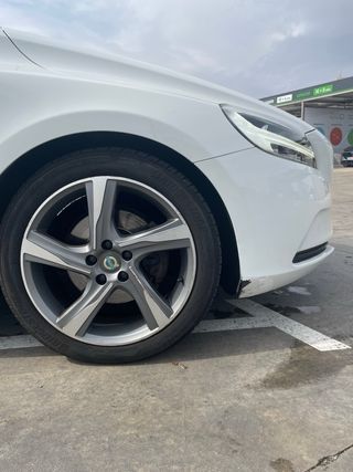Volvo V40 2017