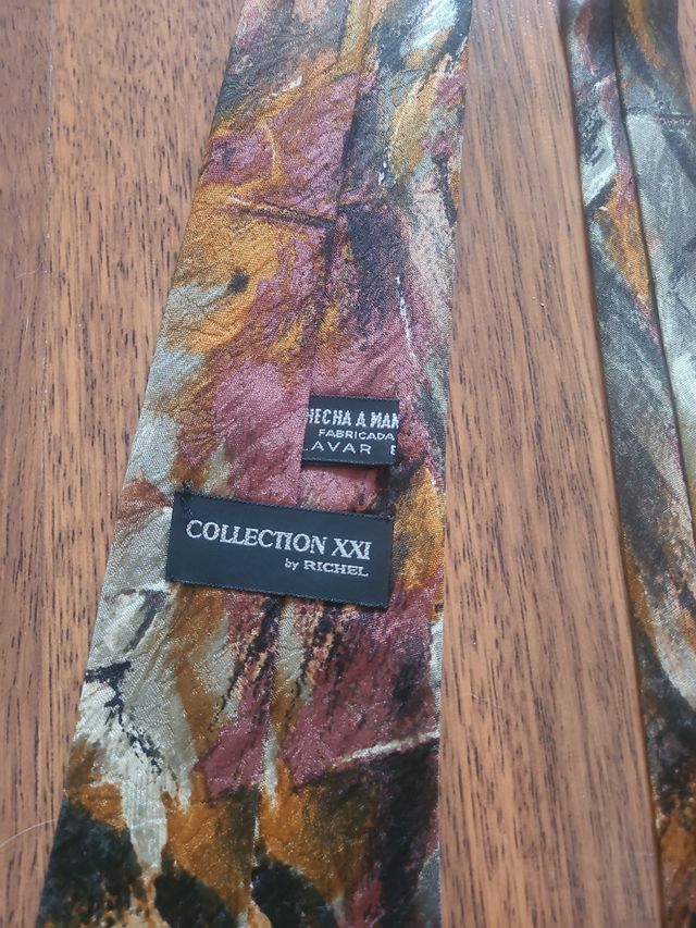 Corbata abstracta multicolor