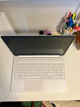 Portátil HP Blanco potente y como nuevo!