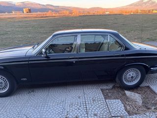 Jaguar XJ 0062 Daimler double six 5.3