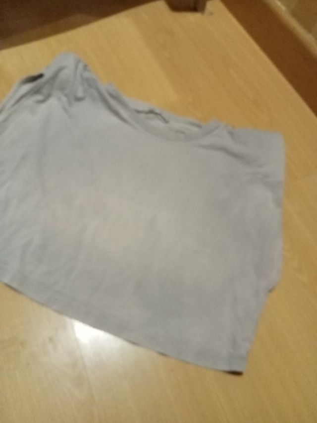 Top Zara Talla M Gris con Hombreras