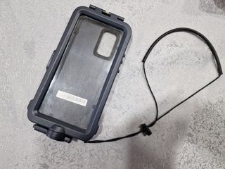 Ottima custodia subacquea Huawei usata pochissimo!