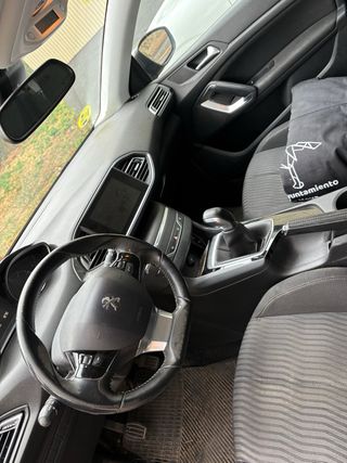 Se vende peugetot 308