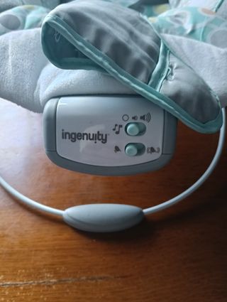 Mecedora para niños con vibración y música