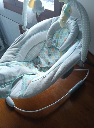 Mecedora para niños con vibración y música