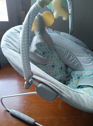 Mecedora para niños con vibración y música