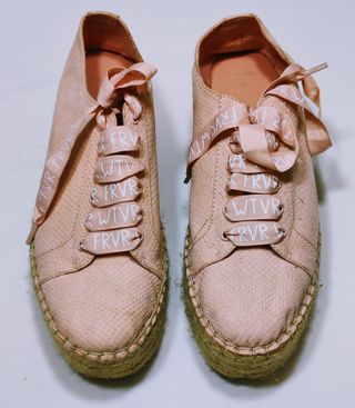 Zapatos Bershka rosa, talla 37