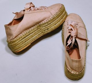 Zapatos Bershka rosa, talla 37