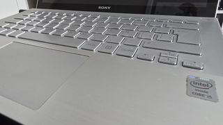 Portátil Sony VAIO 8GB RAM