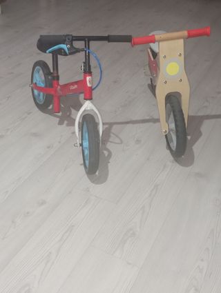 Bicicleta de aprendizaje Btwin roja