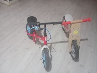 Bicicleta de aprendizaje Btwin roja