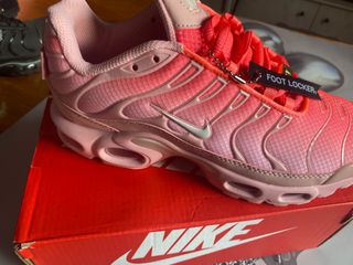 Zapatillas Nike Talla 38 Rosa y Rojo