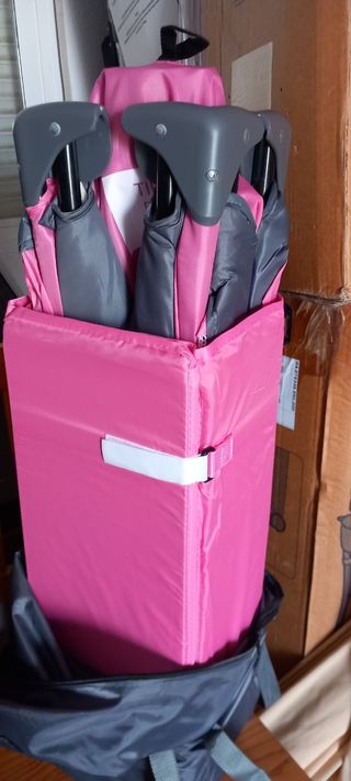 Cuna de viaje rosa o azul y colchón 