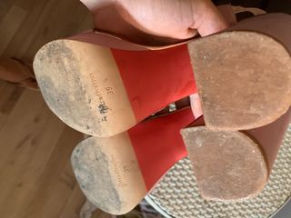 Sandalias Stradivarius tacón plataforma rosa y dor