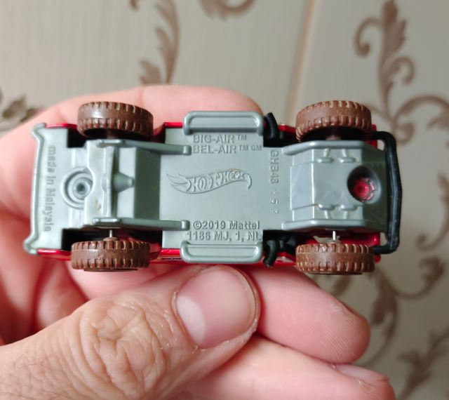 Big-air Bel-air hot wheels mattel baja 1:64