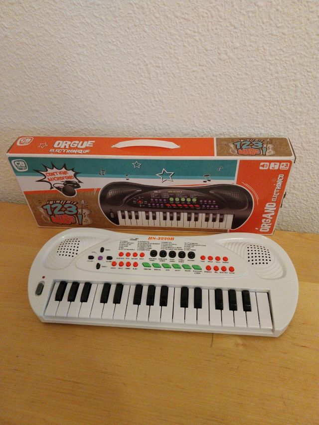 Órgano Electrónico Infantil