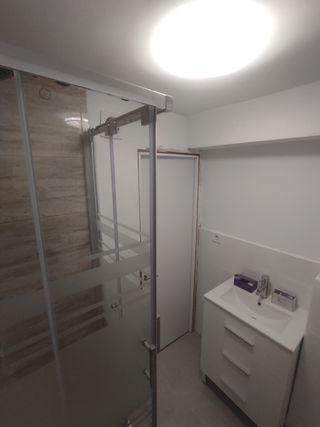 Hago trabajos en baños