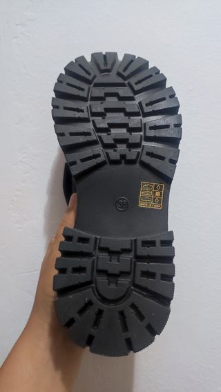 ✅Mocasines negros con lazo