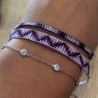 Pulsera Miyuki hecha a mano