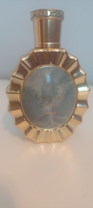 Lattafa Victoria Perfume Dorado y Gris Nuevo