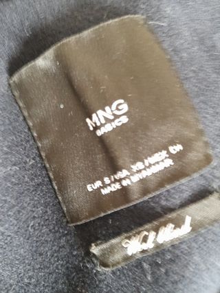 Chaquetón paño capucha pelo negro