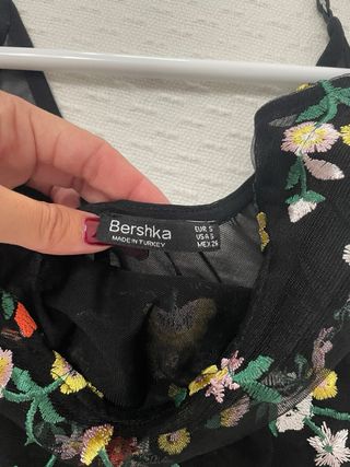 Body de encaje floral negro