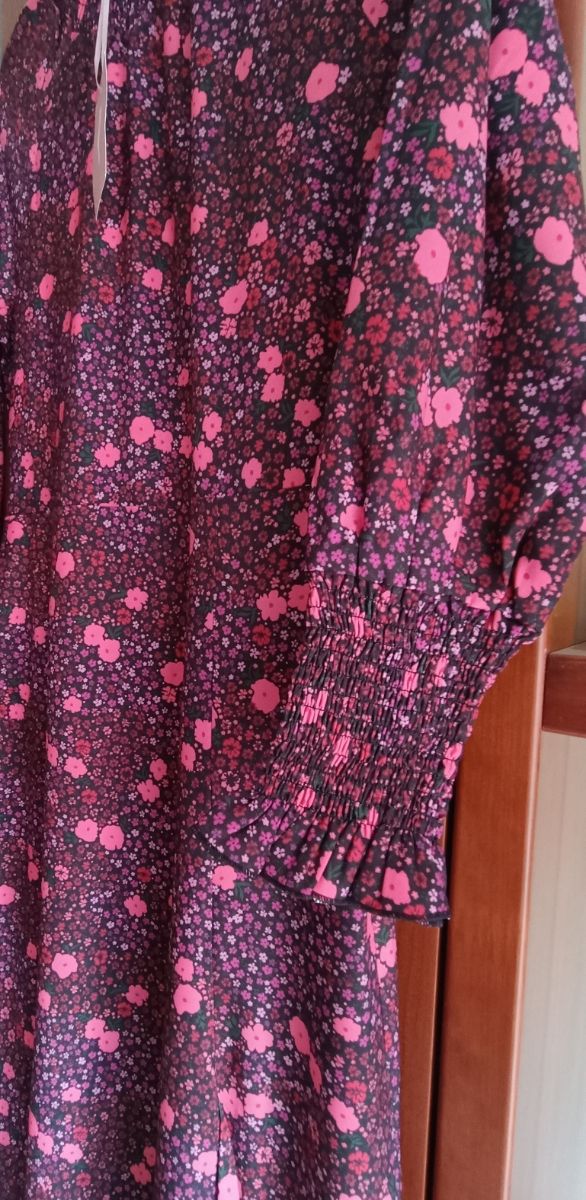 Vestido Paula Junyent floral talla M