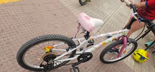 Bicicleta Montaña Infantil 20 Pulgadas marca btwin