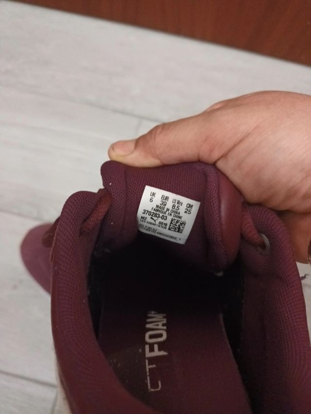 Zapatillas Puma Mujer Rojo y Beige