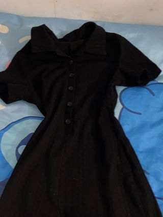 Mono negro corto