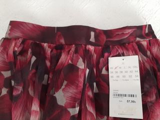 Falda midi tul flores Koncaru talla M. Color burde