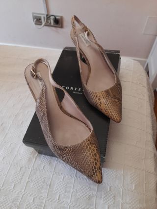 Zapatos slingback Corte Inglés piel serpiente