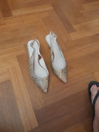 Zapatos slingback Corte Inglés piel serpiente