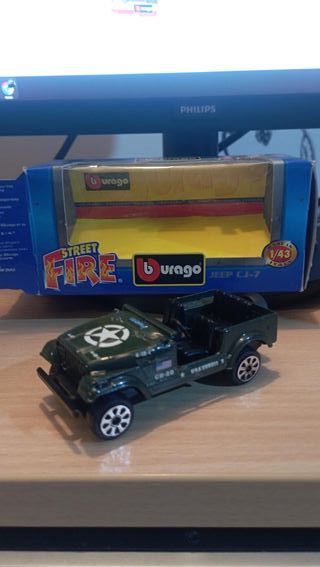 Bburago 1/43 Jeep Cj-7 cod.41505 Street Fire No Co