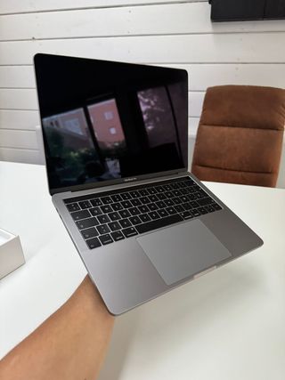 MacBook Pro Plata/Gris Espacial