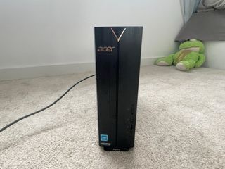 Ordenador de sobremesa Acer Negro Windows 11.
